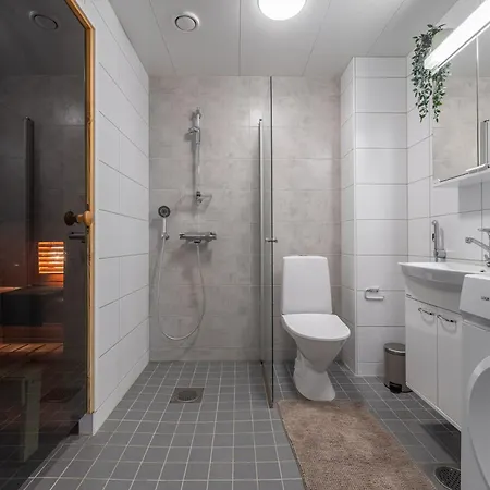 Modern Downtown 2br & Sauna דירה קופיו