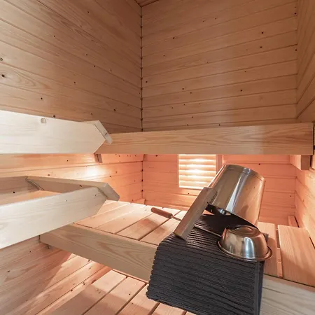 Modern Downtown 2br & Sauna * קופיו