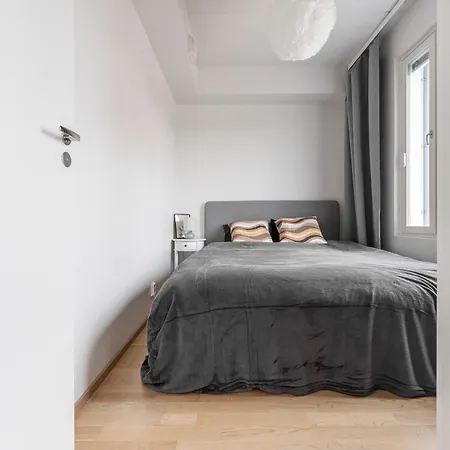 Modern Downtown 2br & Sauna קופיו